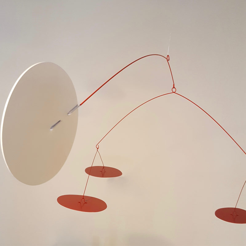 Mobile à suspendre design Sol Red créé par Solito - Sentou Paris