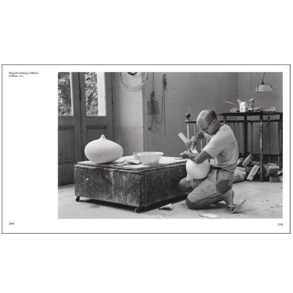 Livre Noguchi sur Isamu Noguchi, pages 214 et 215