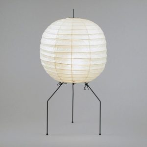 Lampe à poser Akari UF2-FF en papier washi, design Isamu Noguchi